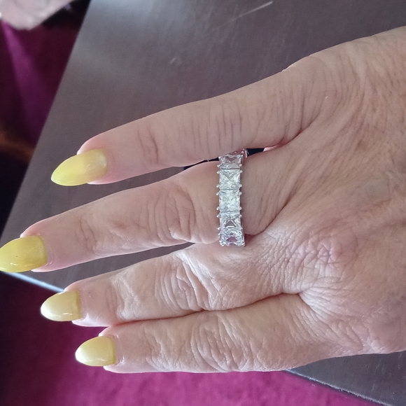 Sterling 925 CZ Ring, Sz 8 - Picture 8 of 13